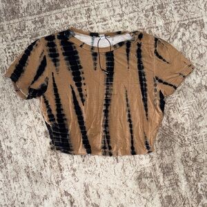 Fashion Nova Black and Brown Tie-Dye Crop Top